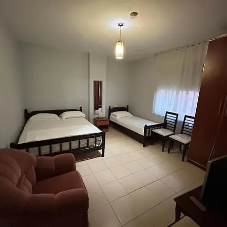 Apartment Rezidenca Hasanaj 33 *